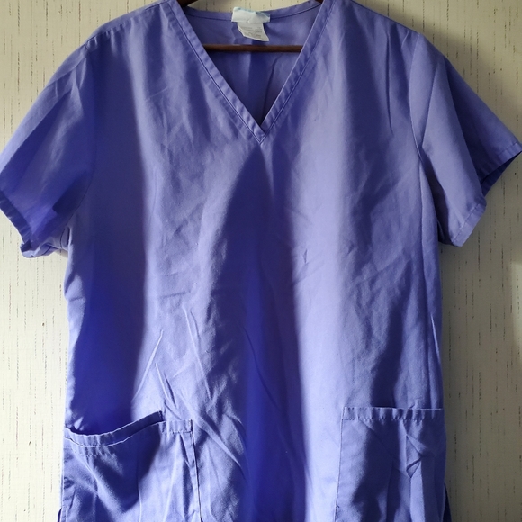 Scrub top